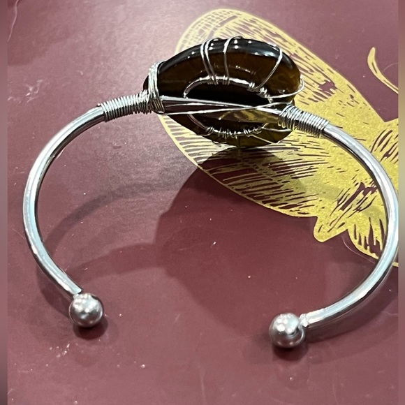 NWOT Tiger eye gemstone, stunning bracelet. Slightly adjustable. - Picture 7 of 16
